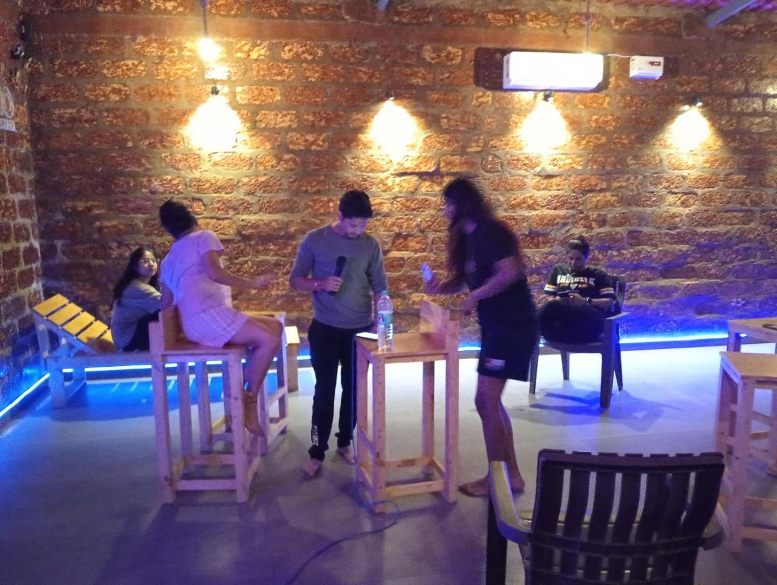 Saka Kadams Home Stay Guhāgar Zewnętrze zdjęcie
