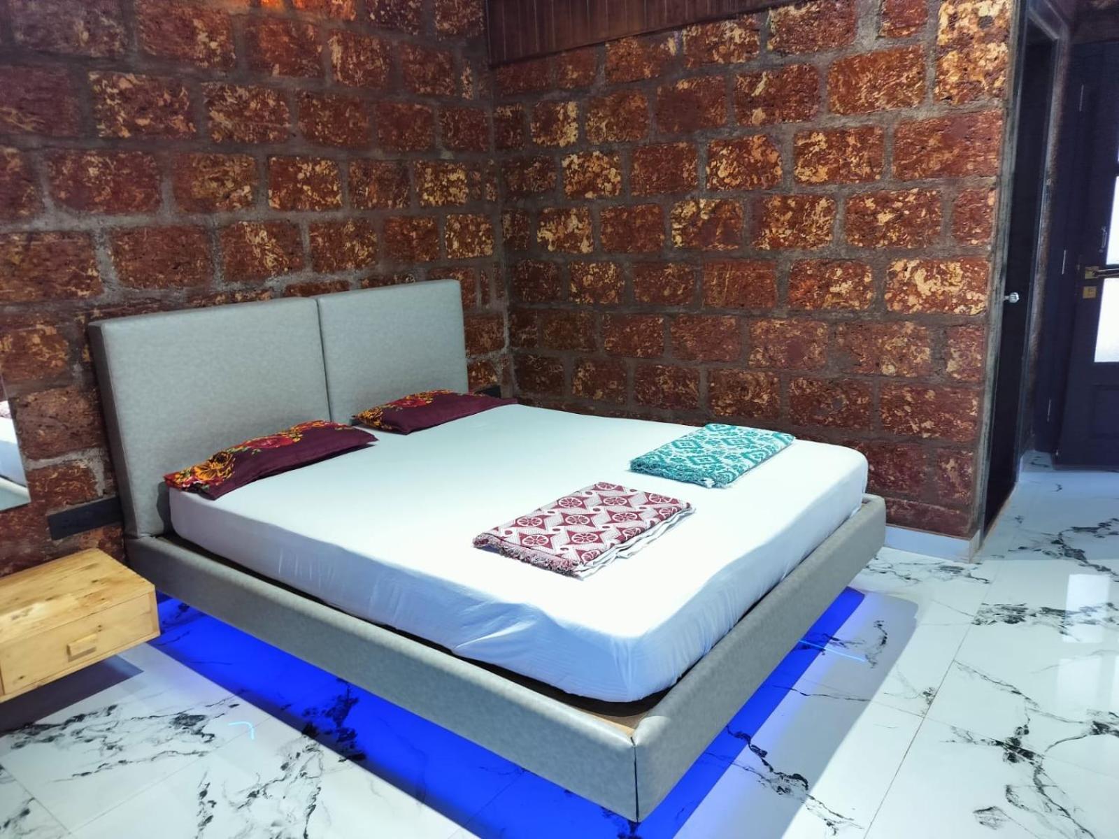 Saka Kadams Home Stay Guhāgar Zewnętrze zdjęcie